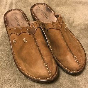 Eastland Women’s Size 8 Clogs